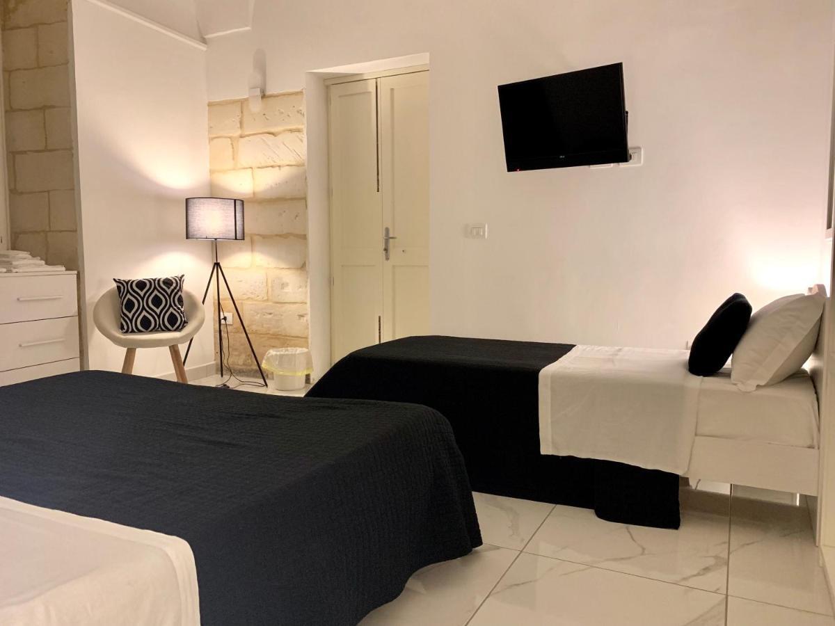 Dimora San Biagio Suites&Apartment Lecce Extérieur photo