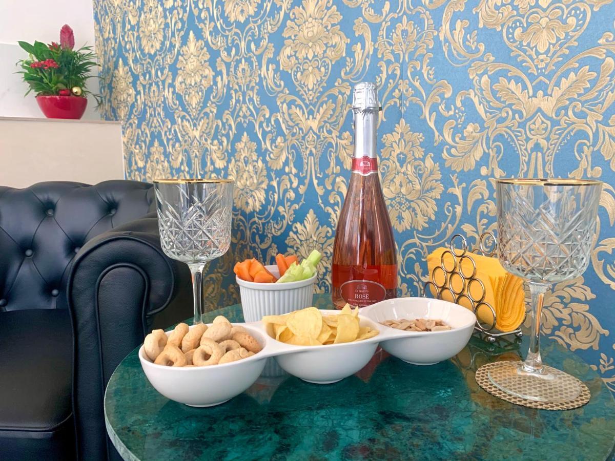 Dimora San Biagio Suites&Apartment Lecce Extérieur photo